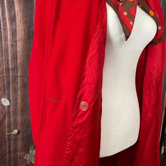 1960s Vintage Red Proglogue Jacket - Picture 4 of 9
